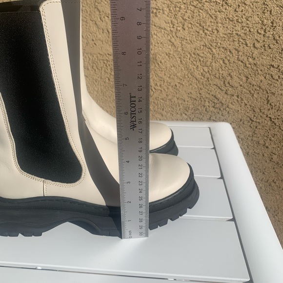 Ted Baker London Lilanna white leather lug sole Chelsea boots 7 ( European 37) - Picture 7 of 15